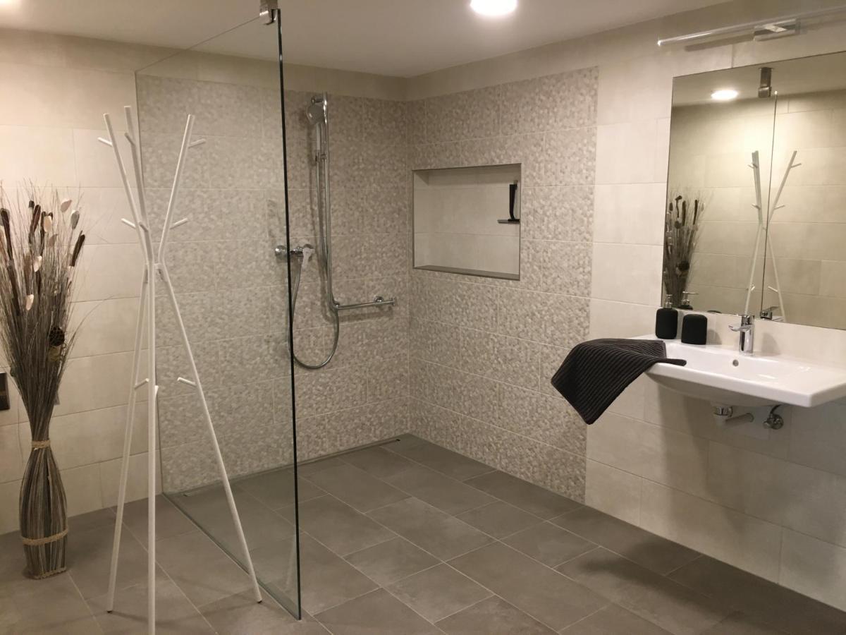 Ferienwohnung Stoablick - Barrierefrei Mit Bergblick Bad Goisern Esterno foto